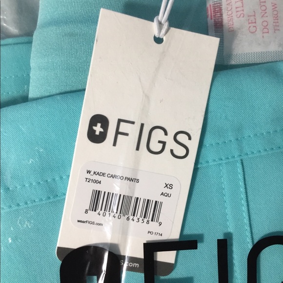 FIGS BNWT Women's Kade Fresh Aqua Scrub Bottoms XS - Picture 3 of 5
